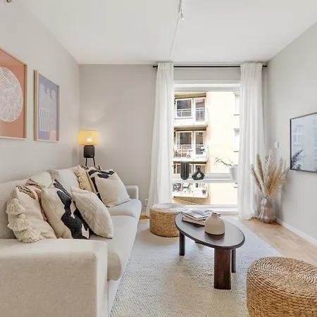 Apartment Flott I Hjerte Av *